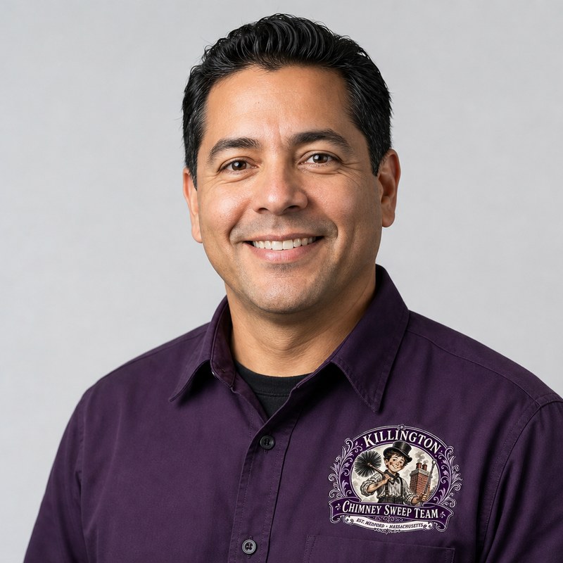 Carlos Silva, Sales Consultant